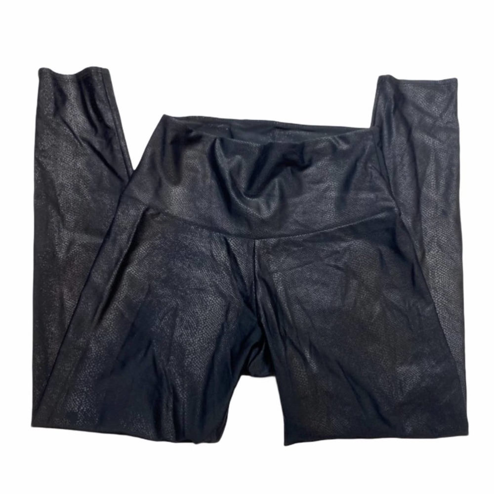 Onzie Shimmer Crop Snake Shiny Leggings